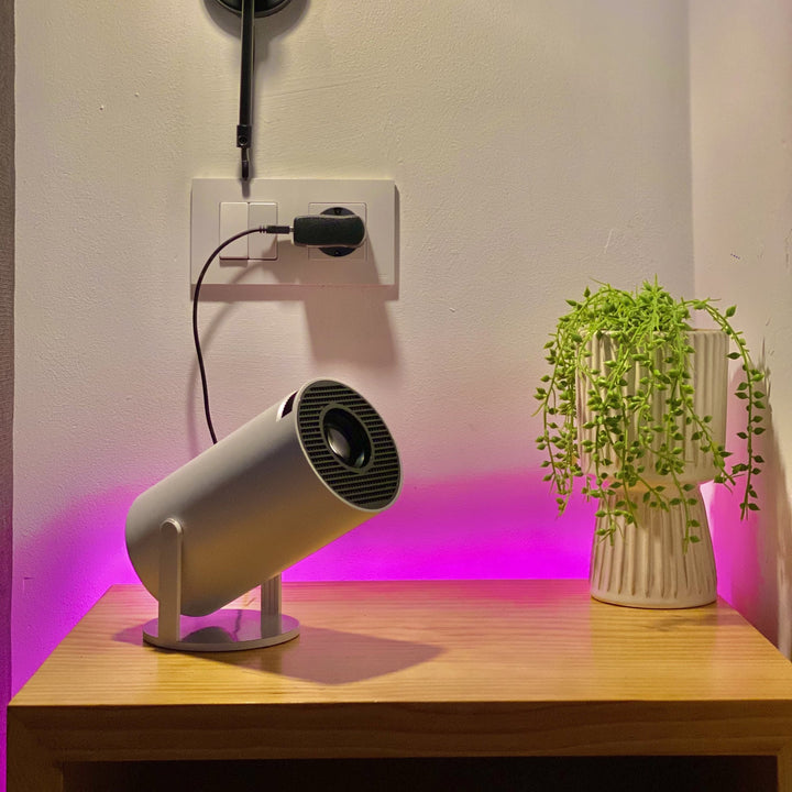 LUNALUME™ - Mini Spotlight Projector